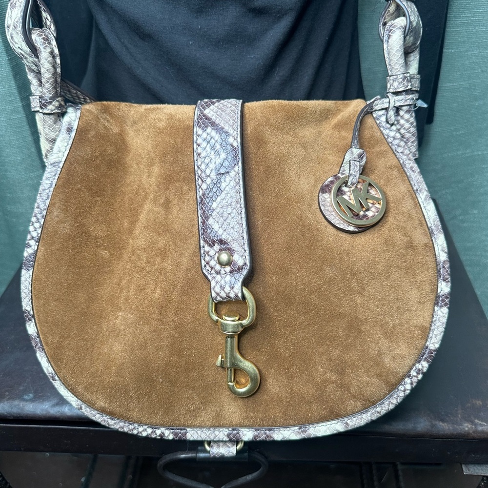 Elegant Brown and Snake Print Shoulder Bag